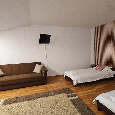Apartamente Elegante In Regim Hotelier Яссы Экстерьер фото
